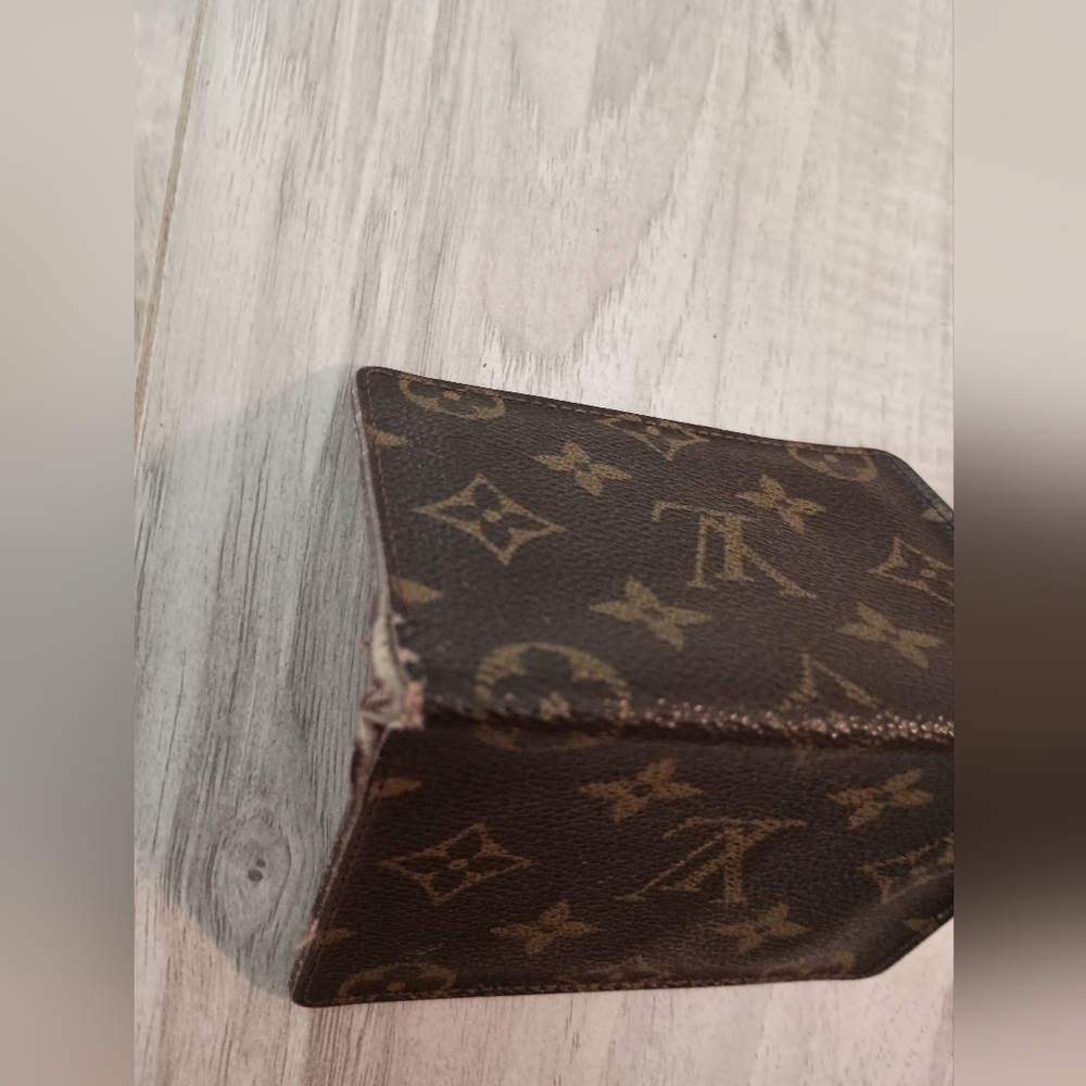 Louis Vuitton Monogram Sarah Long Wallet/ 2 Card Holder - Picture 4 of 10